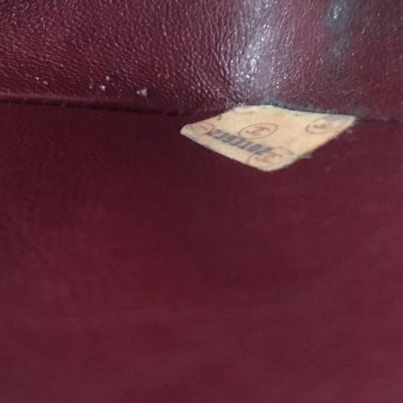 🌈SOLD🌈Authentic Chanel Vintage Black Square Mini Lambskin 24k Gold hardware - Picture 8 of 13